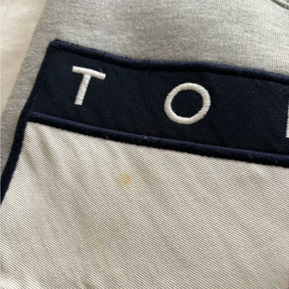 Tommy Hilfiger Crewneck Sweater - Picture 2 of 3